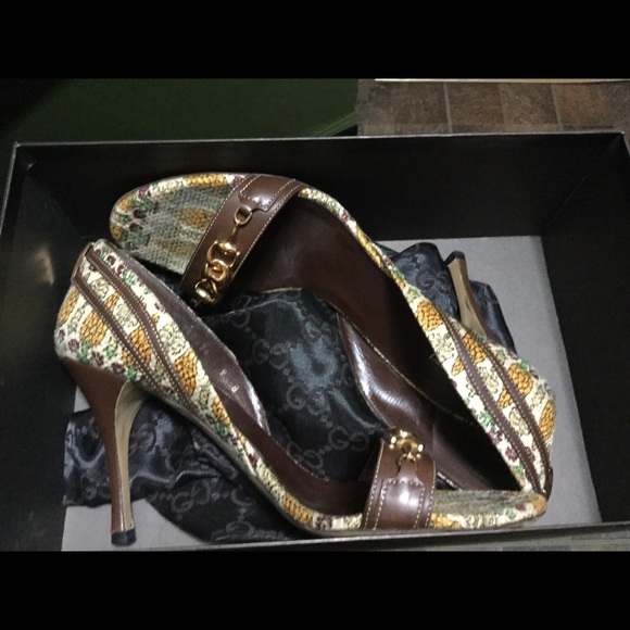 Sale💥🛍Authentic Gucci heels - Picture 2 of 5